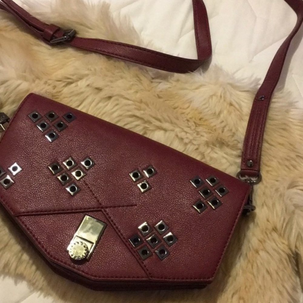 BCBGenerarion burgundy crossbody purse